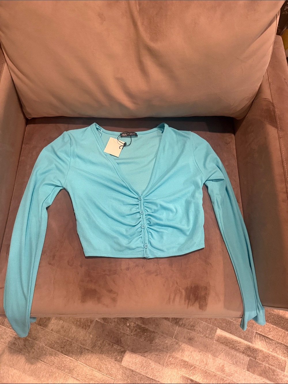 NWT Women's Cropped Ruched Long-Sleeve Top - Light Blue